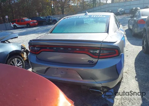 2017 Dodge Charger R/T Rwd z USA, uszkodzony, nr VIN 2C3CDXCT9HH525070